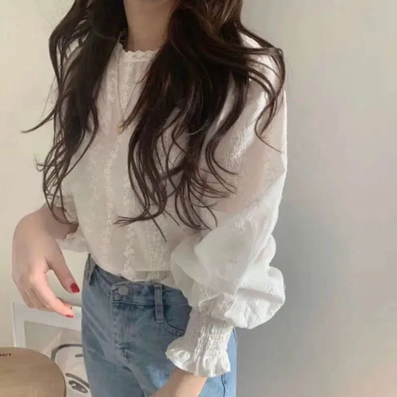 Elegant White Solid Puff Casual Tops Blouse